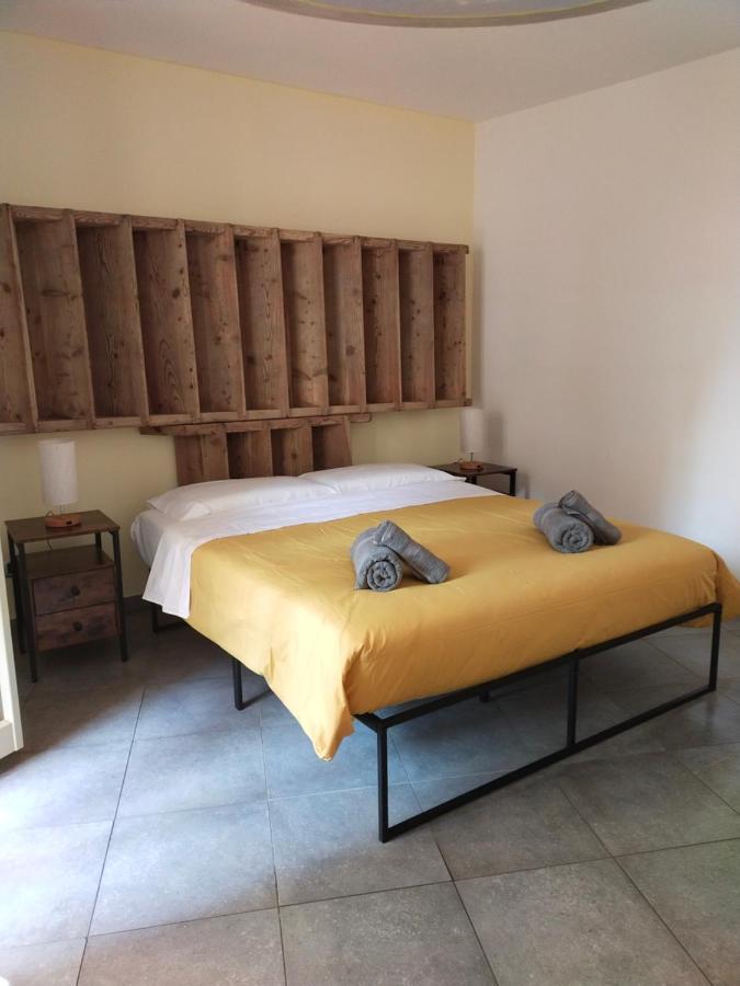 La Tana Dell'Artista Hotel Арко Екстериор снимка